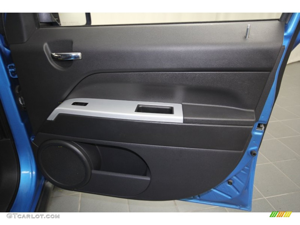 2008 Patriot Sport - Surf Blue Pearl / Dark Slate Gray photo #29