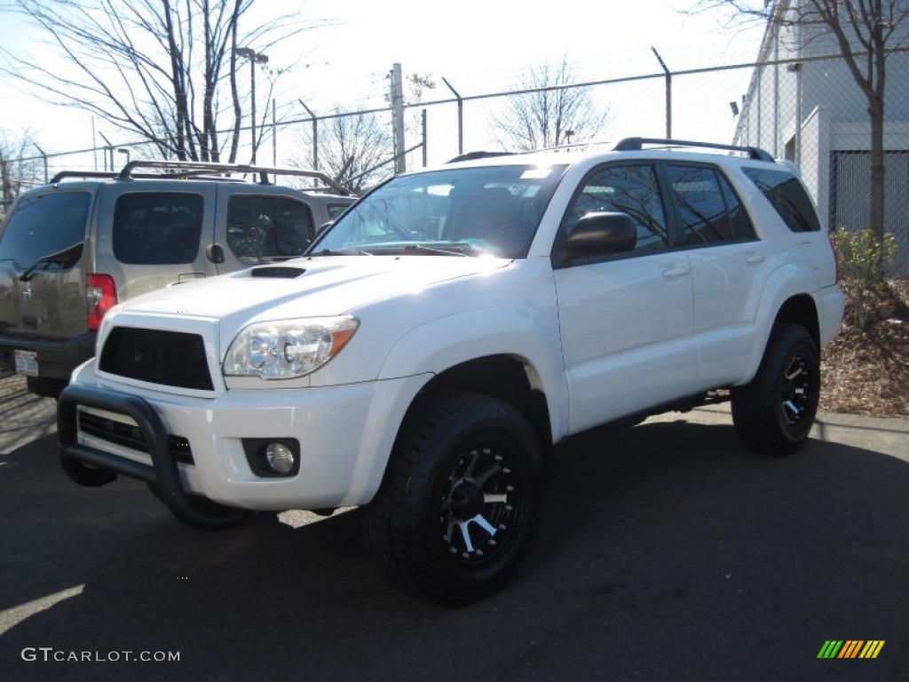 2006 4Runner Sport Edition 4x4 - Natural White / Taupe photo #1