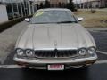 Topaz Metallic - XJ Vanden Plas Photo No. 2
