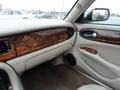 Topaz Metallic - XJ Vanden Plas Photo No. 21