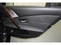 Jet Black - 5 Series 525i Sedan Photo No. 38