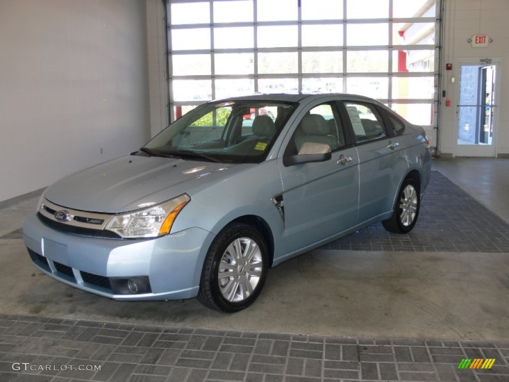 2009 Focus SEL Sedan - Light Ice Blue Metallic / Medium Stone photo #1