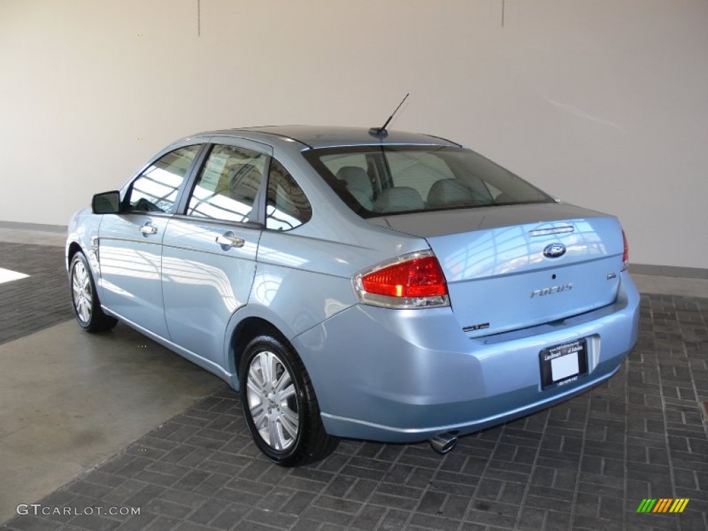 2009 Focus SEL Sedan - Light Ice Blue Metallic / Medium Stone photo #3