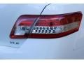 Super White - Camry XLE Photo No. 21