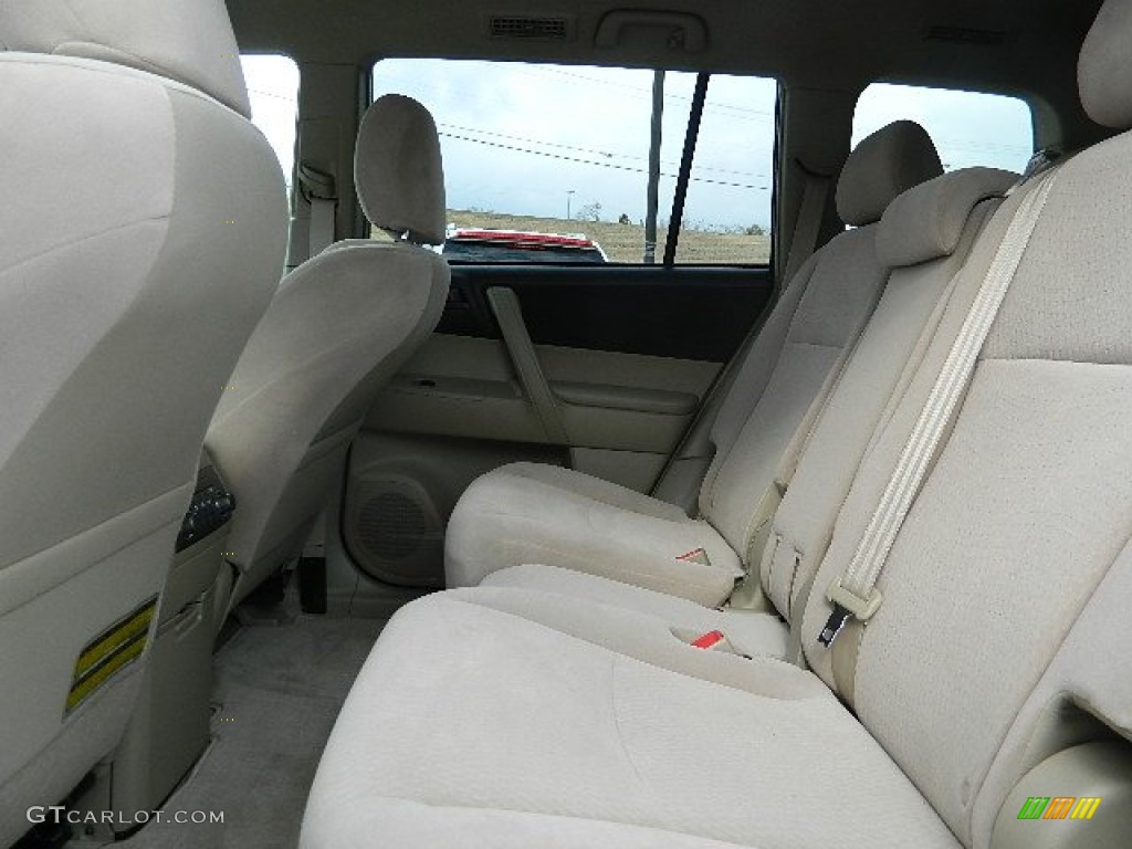 2010 Highlander V6 - Blizzard White Pearl / Sand Beige photo #16