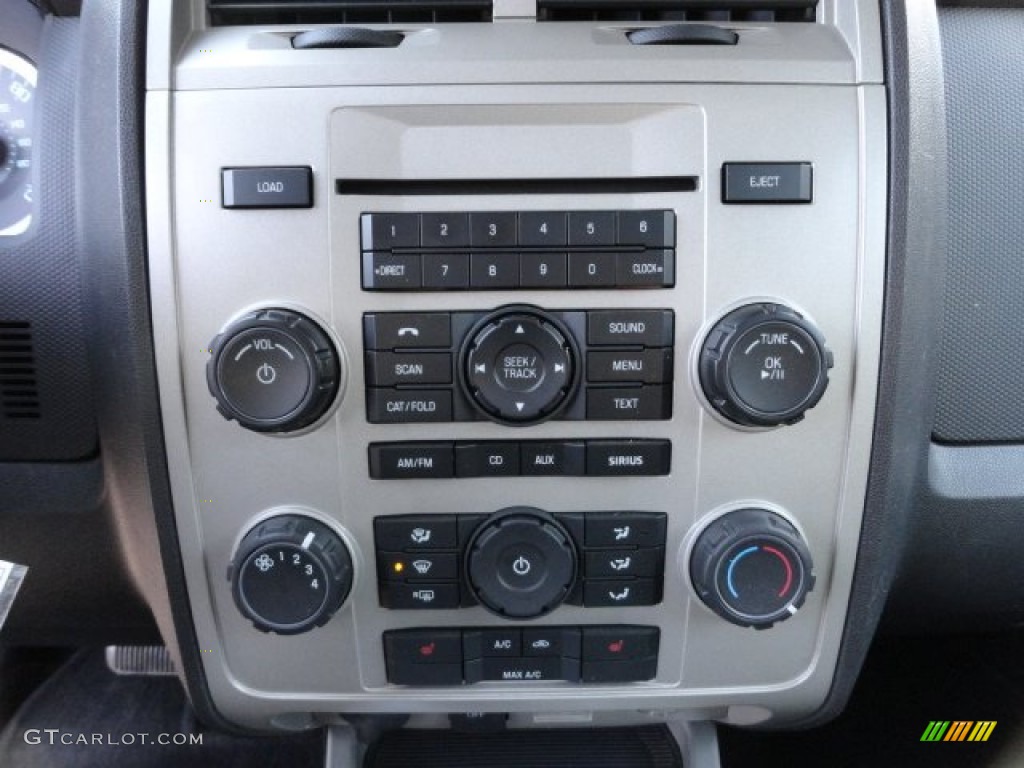 2011 Ford Escape XLT 4WD Controls Photo #60395618