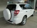 Super White - RAV4 I4 4WD Photo No. 2