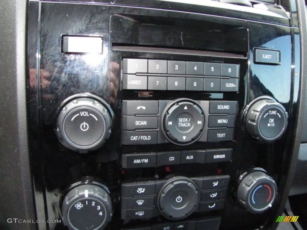 2010 Mazda Tribute i Sport Controls Photos