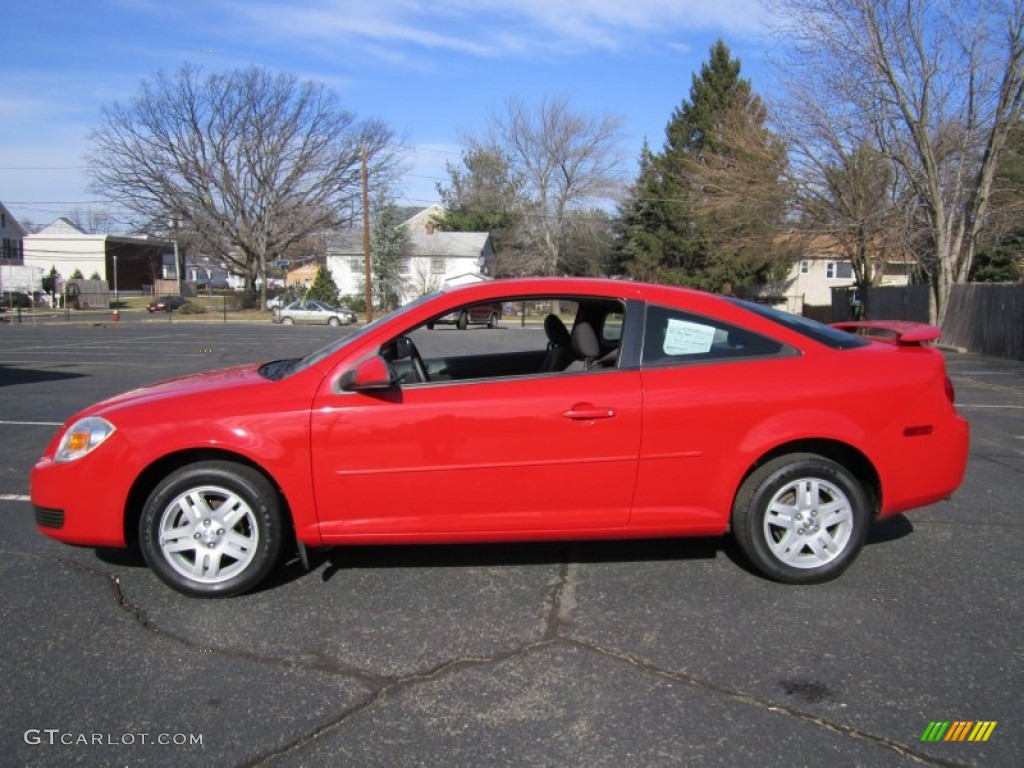 2005 Cobalt LS Coupe - Victory Red / Gray photo #1