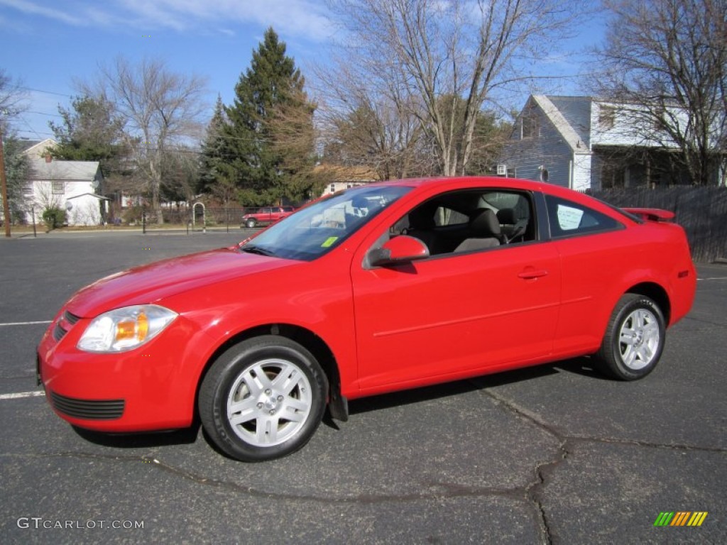 2005 Cobalt LS Coupe - Victory Red / Gray photo #3
