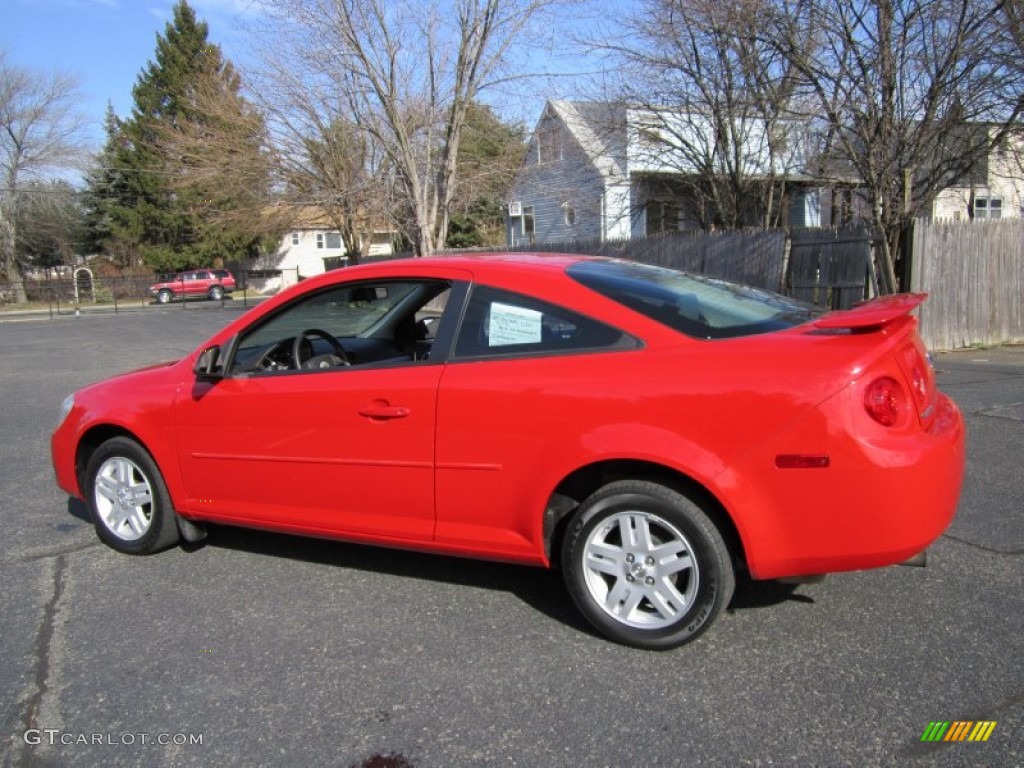 2005 Cobalt LS Coupe - Victory Red / Gray photo #4