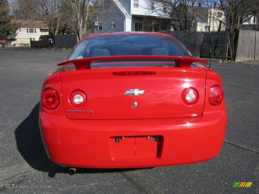 2005 Cobalt LS Coupe - Victory Red / Gray photo #6