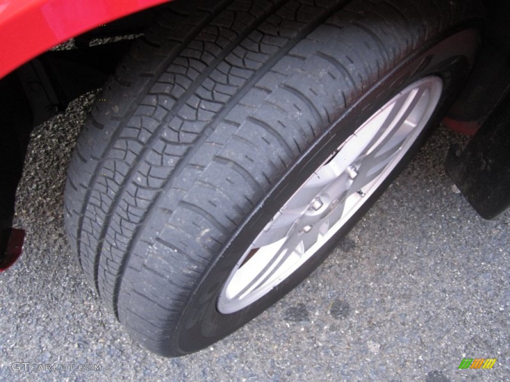 2005 Cobalt LS Coupe - Victory Red / Gray photo #29