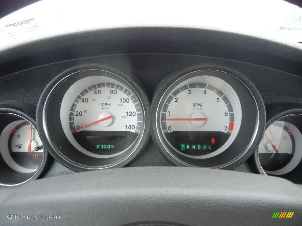 2010 Charger 3.5L - Stone White / Dark Slate Gray/Light Slate Gray photo #15