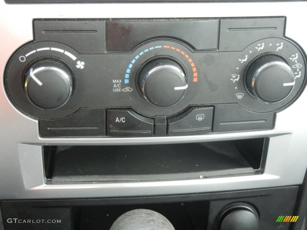 2010 Charger 3.5L - Stone White / Dark Slate Gray/Light Slate Gray photo #19