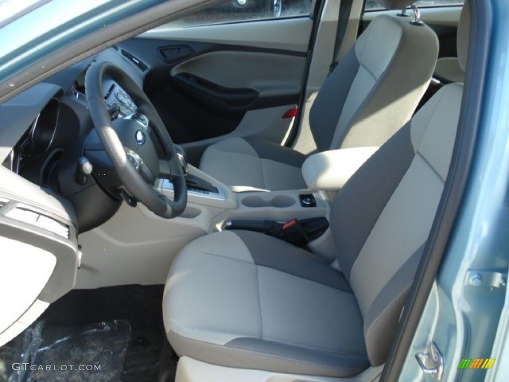 2012 Ford Focus SE Sedan Front Seat Photo #60404648