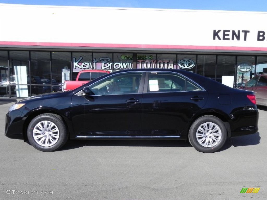 2012 Camry LE - Attitude Black Metallic / Ivory photo #20