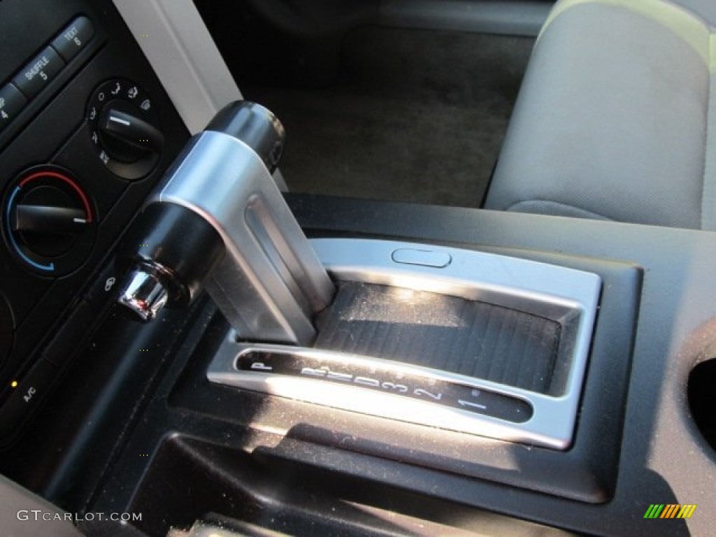 2006 Ford Mustang V6 Deluxe Convertible Transmission Photos