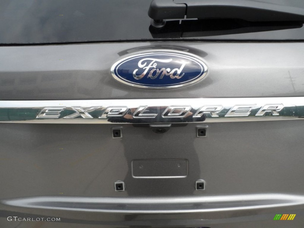 2012 Ford Explorer Limited Marks and Logos Photos