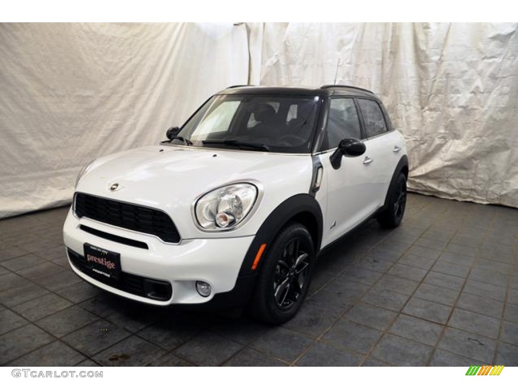 2011 Cooper S Countryman All4 AWD - Light White / Carbon Black photo #1