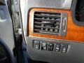 Silver Indulgence - QX 56 4WD Photo No. 18