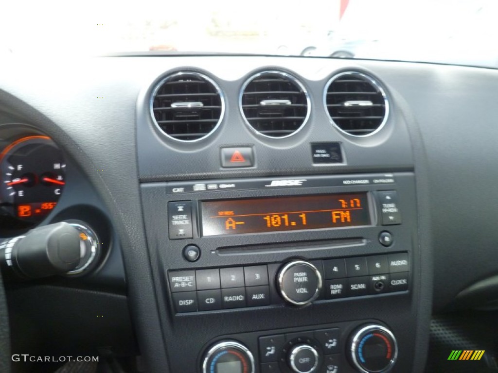 2009 Altima 3.5 SE Coupe - Code Red Metallic / Charcoal photo #15