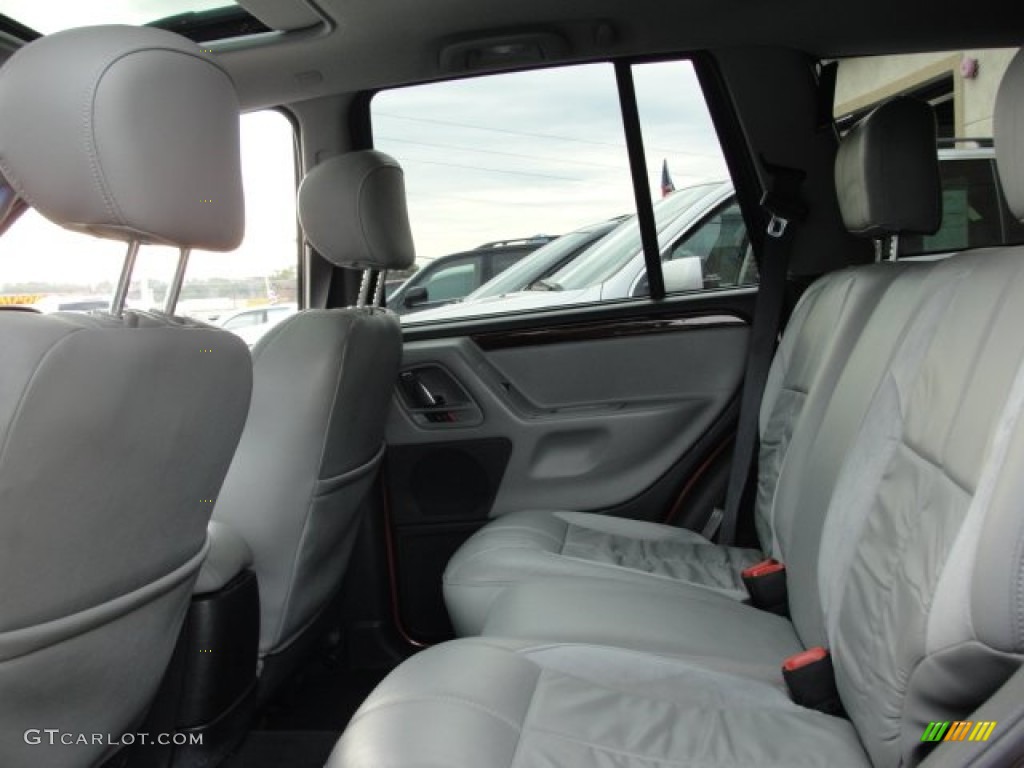 2003 Grand Cherokee Overland 4x4 - Inferno Red Tinted Pearlcoat / Dark Slate Gray/Light Slate Gray photo #25