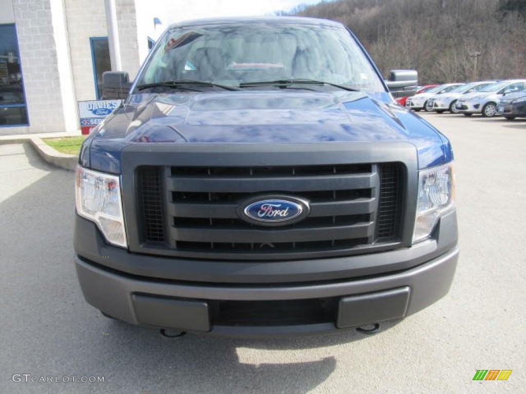 2009 F150 XL Regular Cab 4x4 - Dark Blue Pearl Metallic / Stone/Medium Stone photo #6