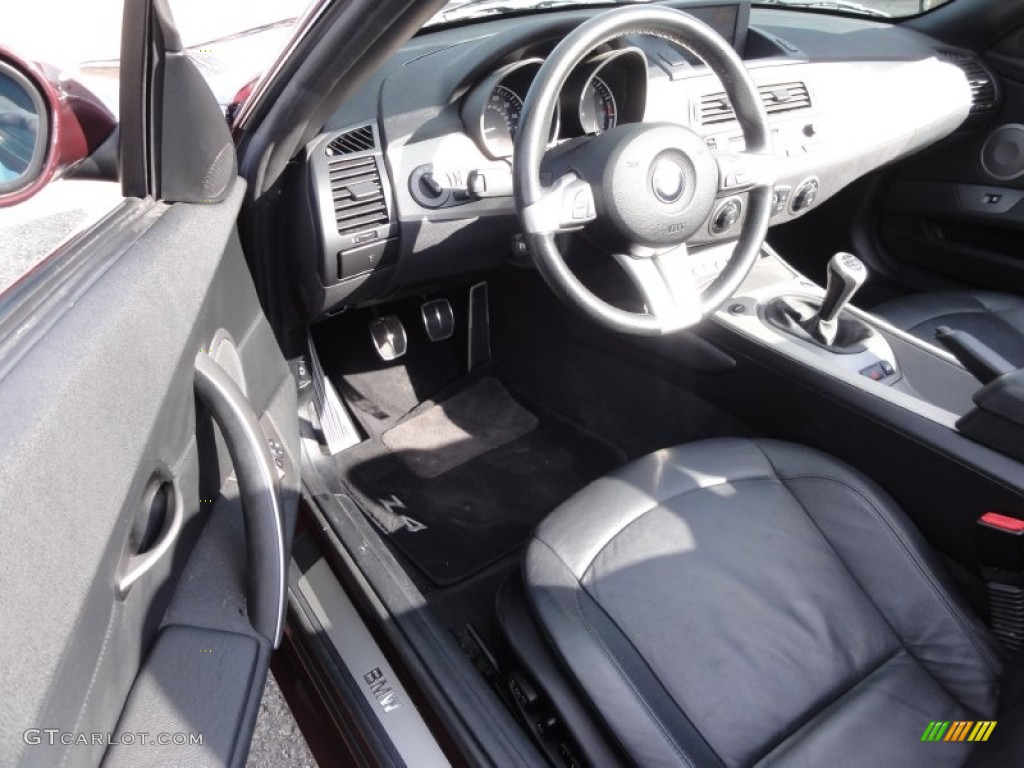 2004 Z4 3.0i Roadster - Merlot Red Metallic / Black photo #13