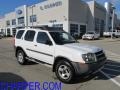 2004 Avalanche White Nissan Xterra XE 4x4  photo #1