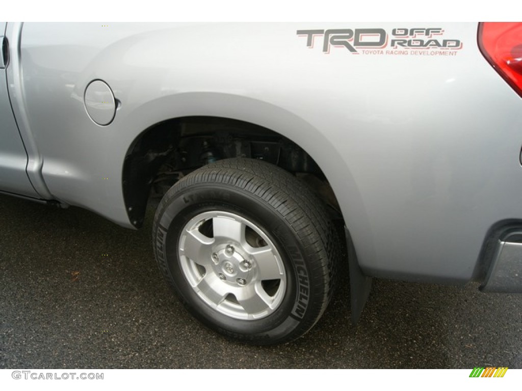 2008 Tundra Limited Double Cab 4x4 - Silver Sky Metallic / Graphite Gray photo #24