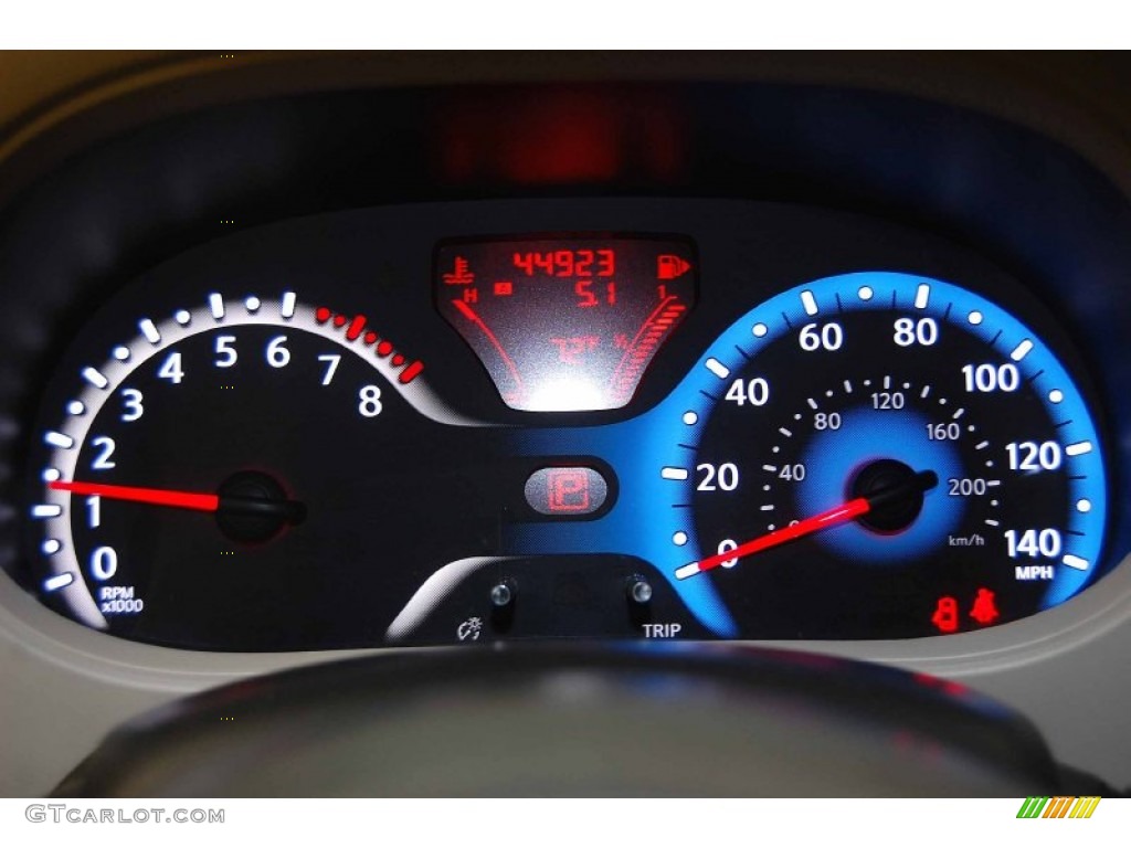 2009 Nissan Cube 1.8 SL Gauges Photos