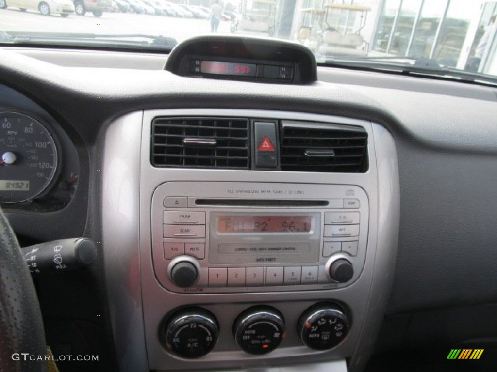 2005 Suzuki Aerio S Sedan Audio System Photo #60439097