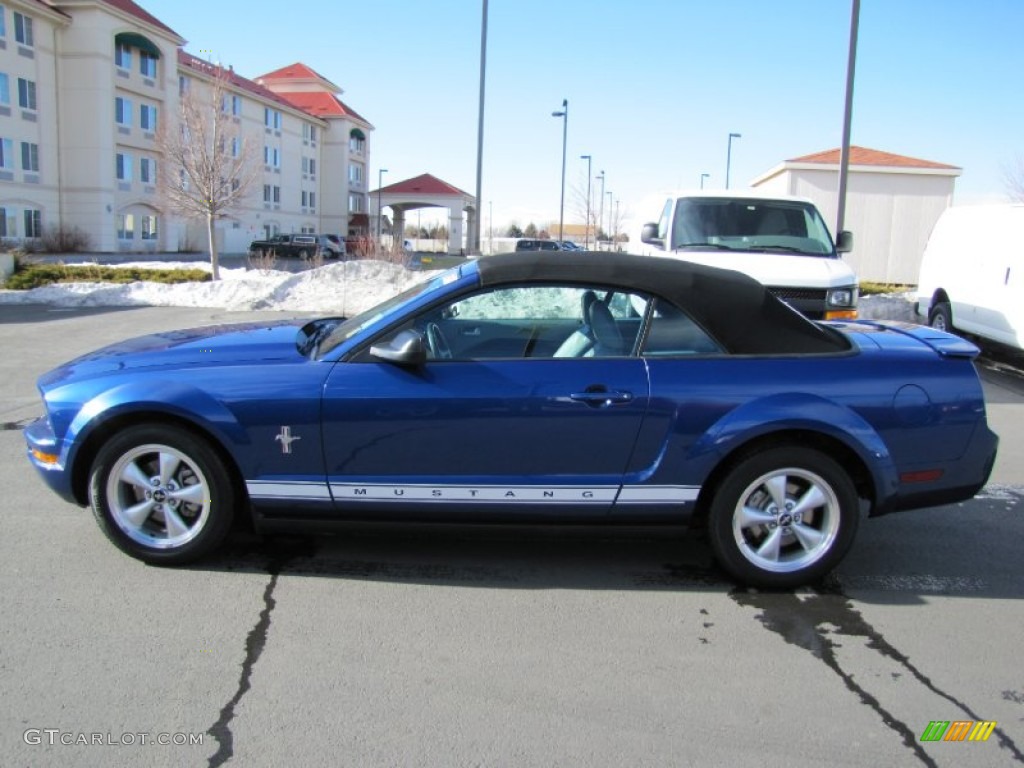2007 Mustang V6 Premium Convertible - Vista Blue Metallic / Light Graphite photo #4