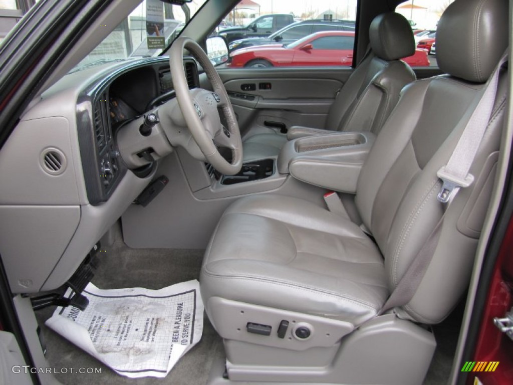 Tan/Neutral Interior 2006 Chevrolet Suburban LTZ 1500 4x4 Photo #60444212