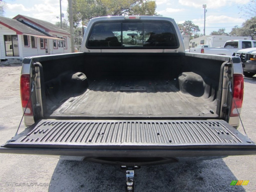 2004 F250 Super Duty Lariat Crew Cab 4x4 - Arizona Beige Metallic / Black photo #14