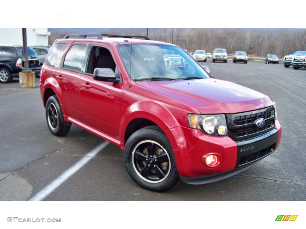 2010 Escape XLT V6 Sport Package 4WD - Sangria Red Metallic / Charcoal Black photo #3