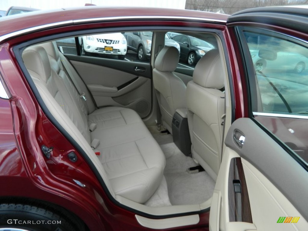 2010 Altima 2.5 SL - Tuscan Sun Red / Blond photo #16