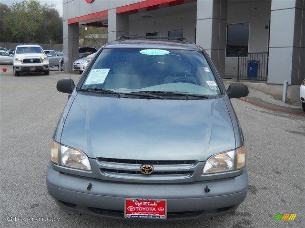 2000 Sienna CE - Silver Spruce Metallic / Gray photo #2