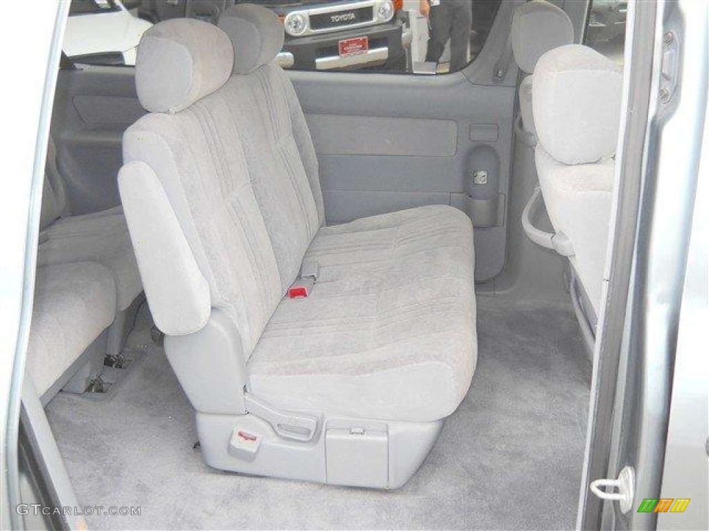 2000 Sienna CE - Silver Spruce Metallic / Gray photo #16