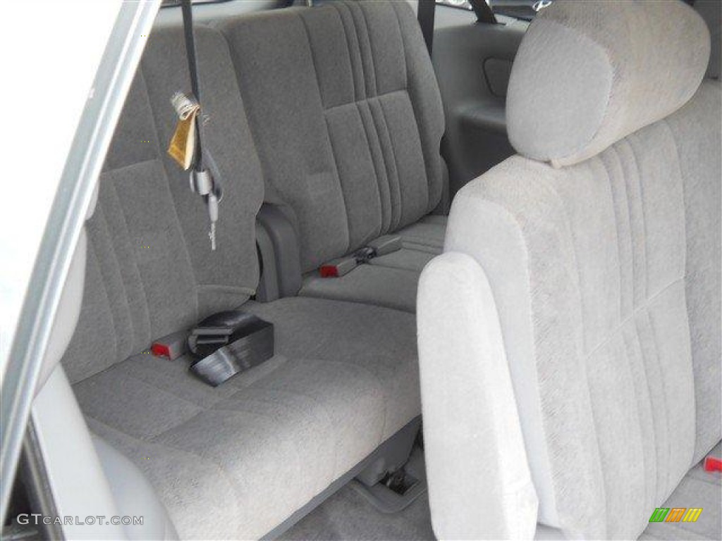 2000 Sienna CE - Silver Spruce Metallic / Gray photo #17