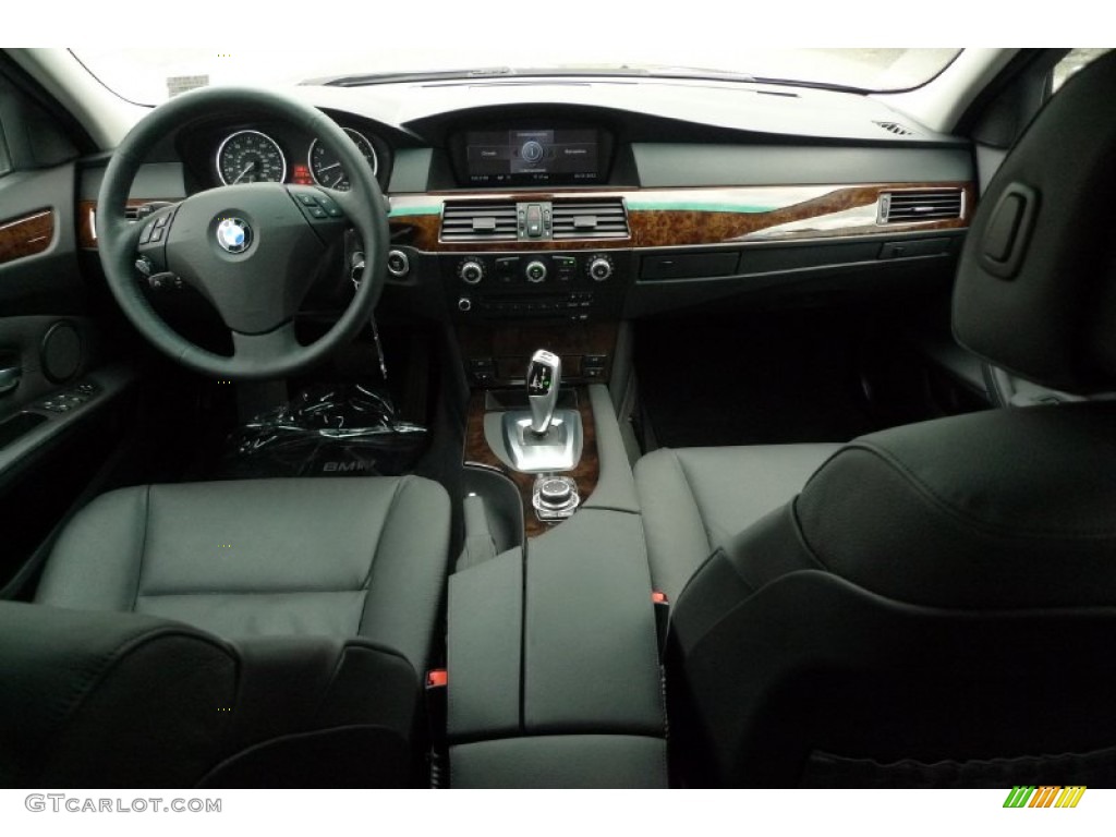 2009 5 Series 535xi Sedan - Space Grey Metallic / Black photo #25