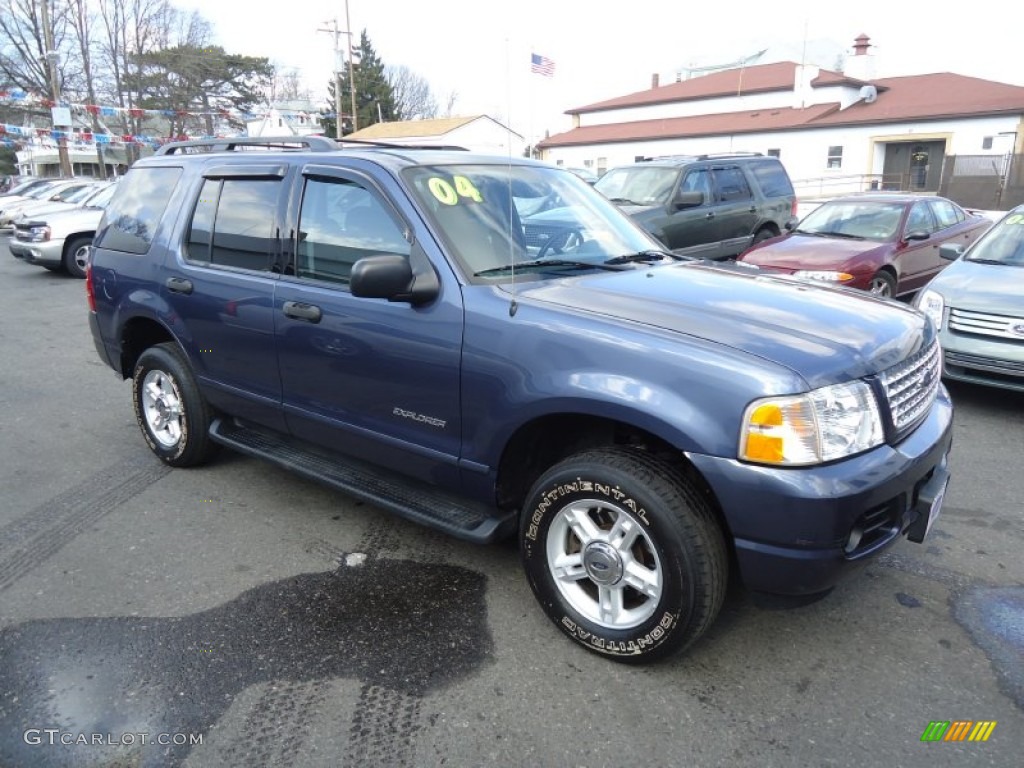 2004 Explorer XLT 4x4 - Medium Wedgewood Blue Metallic / Gray photo #3