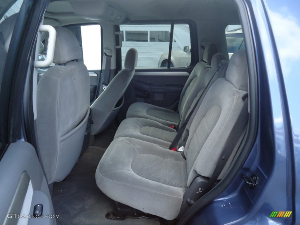 Gray Interior 2004 Ford Explorer XLT 4x4 Photo #60459396