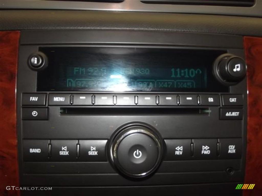 2010 Chevrolet Avalanche LS Audio System Photo #60459930