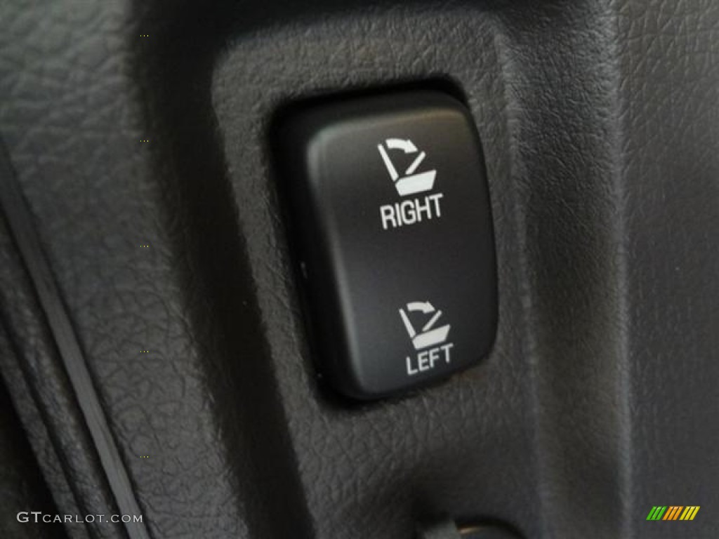 2012 Edge Limited - White Platinum Metallic Tri-Coat / Charcoal Black photo #16