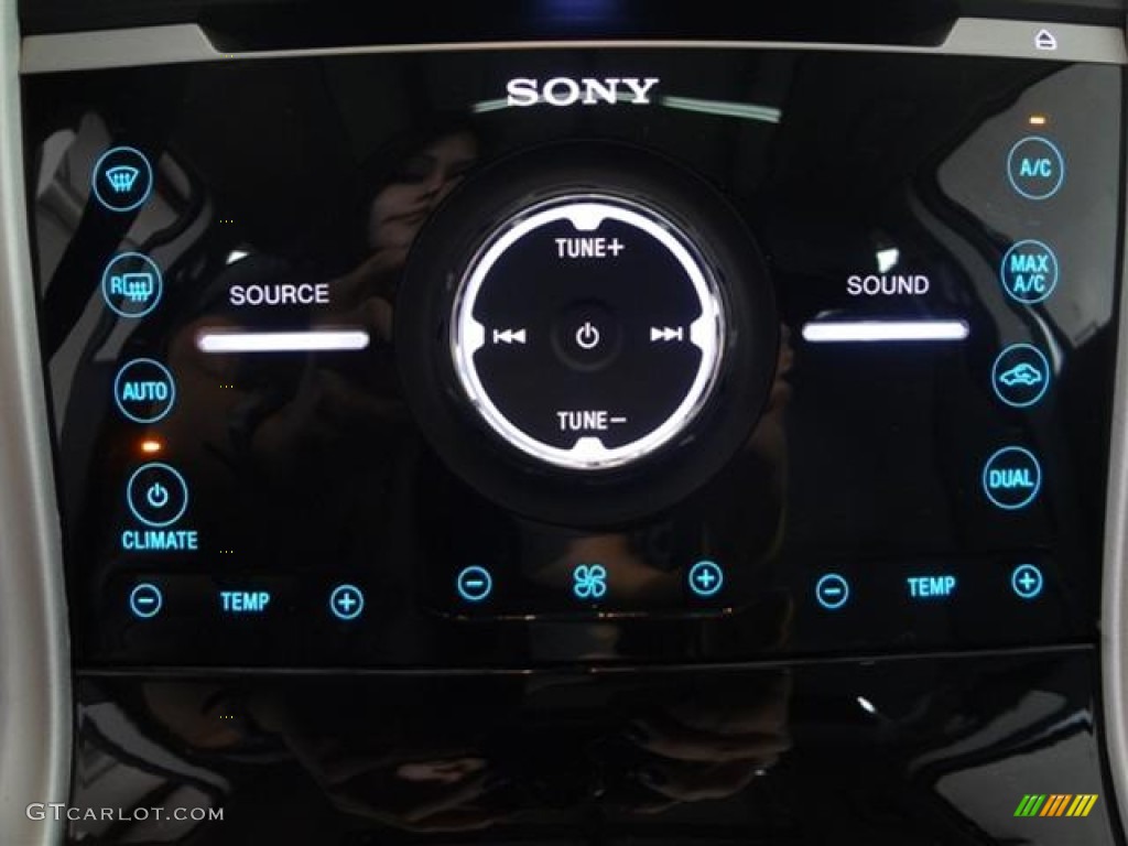 2012 Edge Limited - White Platinum Metallic Tri-Coat / Charcoal Black photo #22