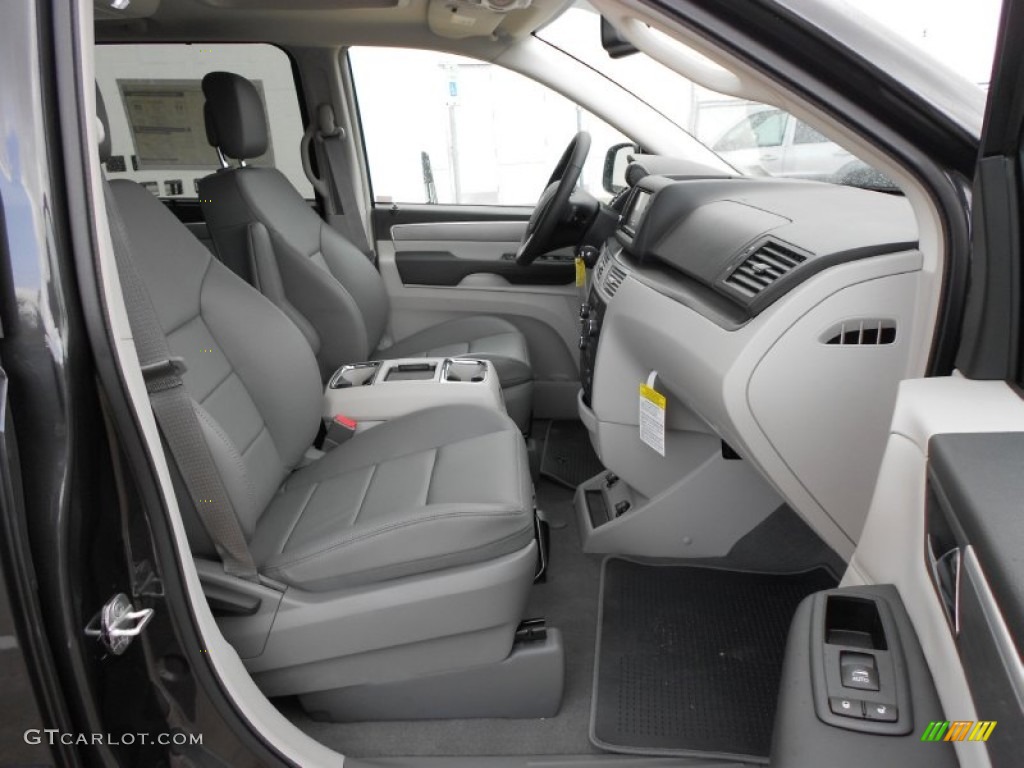 Aero Gray Interior 2012 Volkswagen Routan SEL Photo #60464722