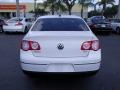 Candy White - Passat Komfort Sedan Photo No. 8