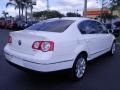 Candy White - Passat Komfort Sedan Photo No. 9